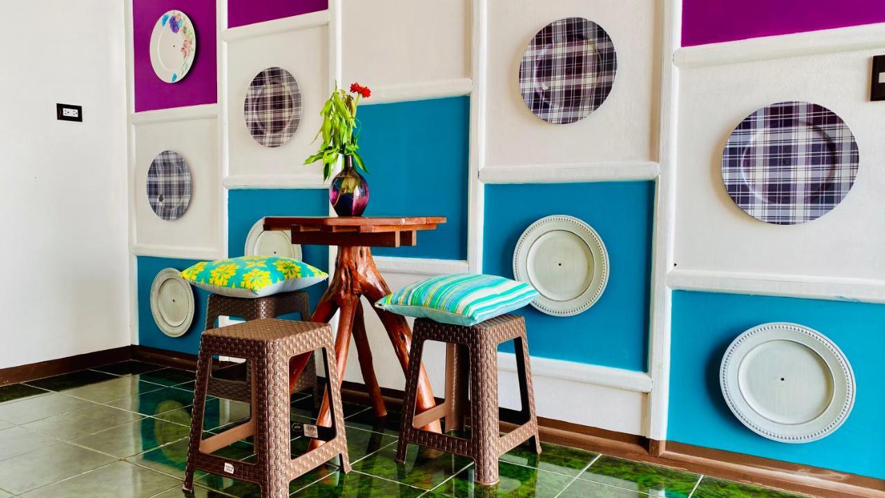 Nomada'S Digital Hostel Manuel Antonio Exterior photo